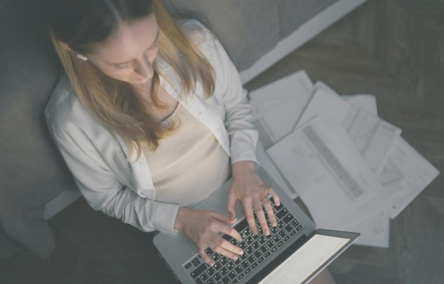 Journal ouvert avec réflexions personnelles